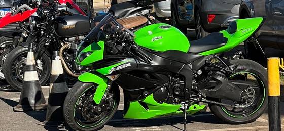 KAWASAKI NINJA ZX-6R 
